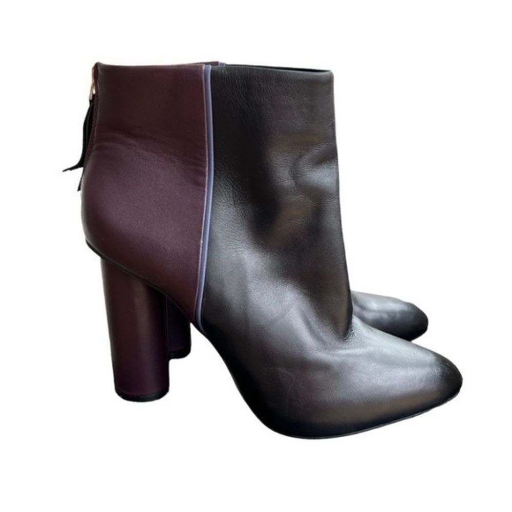 Cabi Black Burgundy Leather Block Heel Bisset Bootie Zip Up Boots Sz 8.